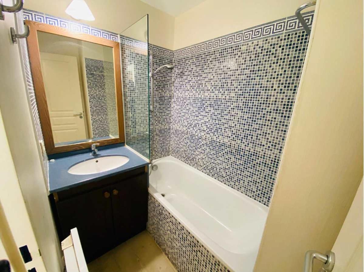 Le 447 - Confort & Soleil - Piscine Apartment