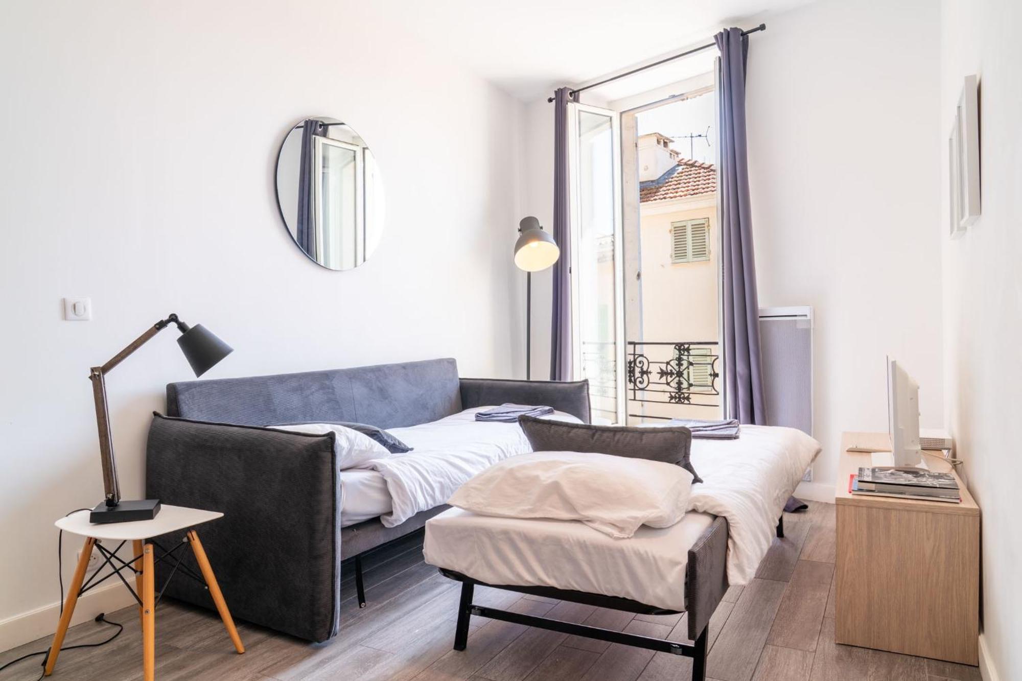 Apartment Le Refuge Du Suquet, Quartier Authentique De Cannes, Vue
