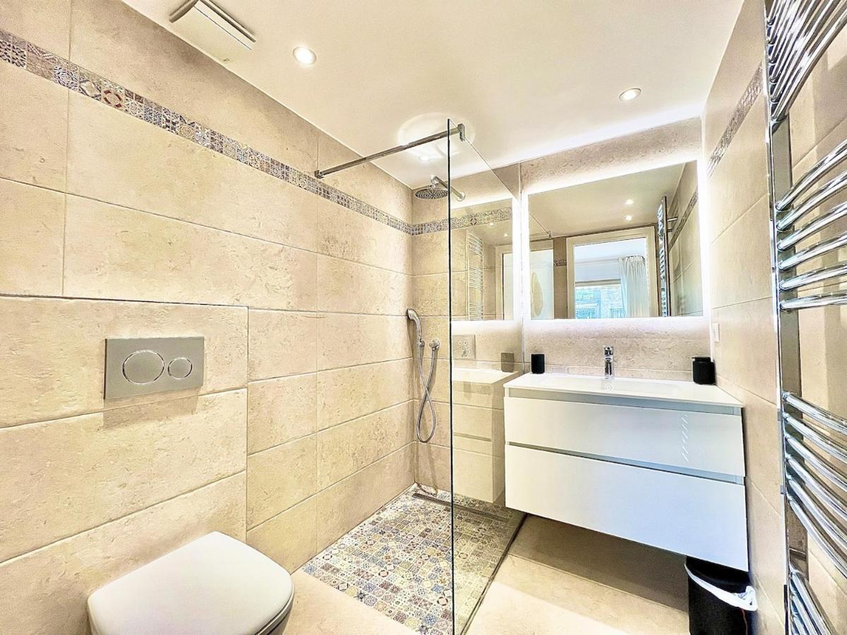 Appartement Luxurious 2-bedroom Pointe Croisette, Sea View, Private Parking