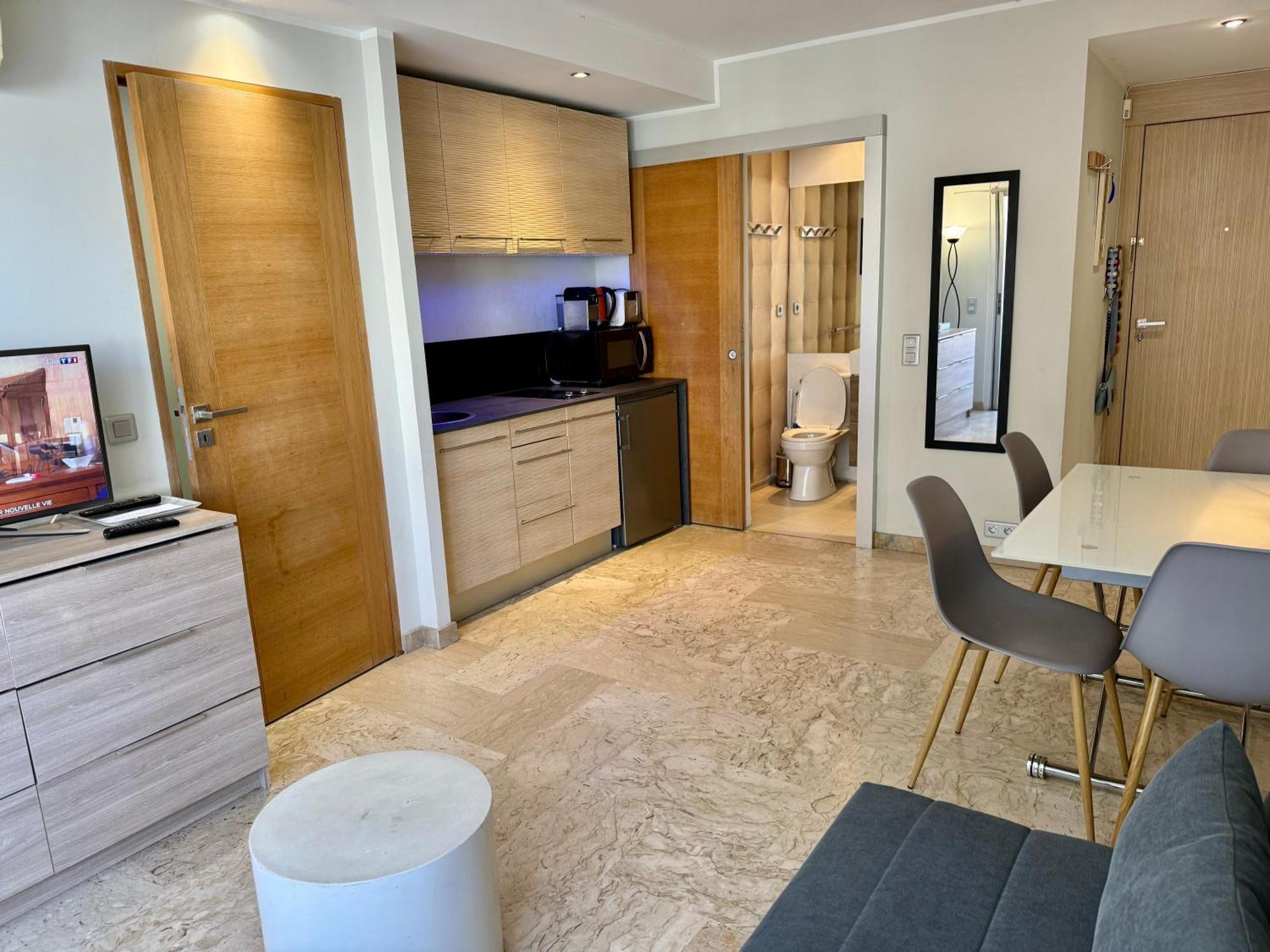 Apartment 2 Pieces Centre *