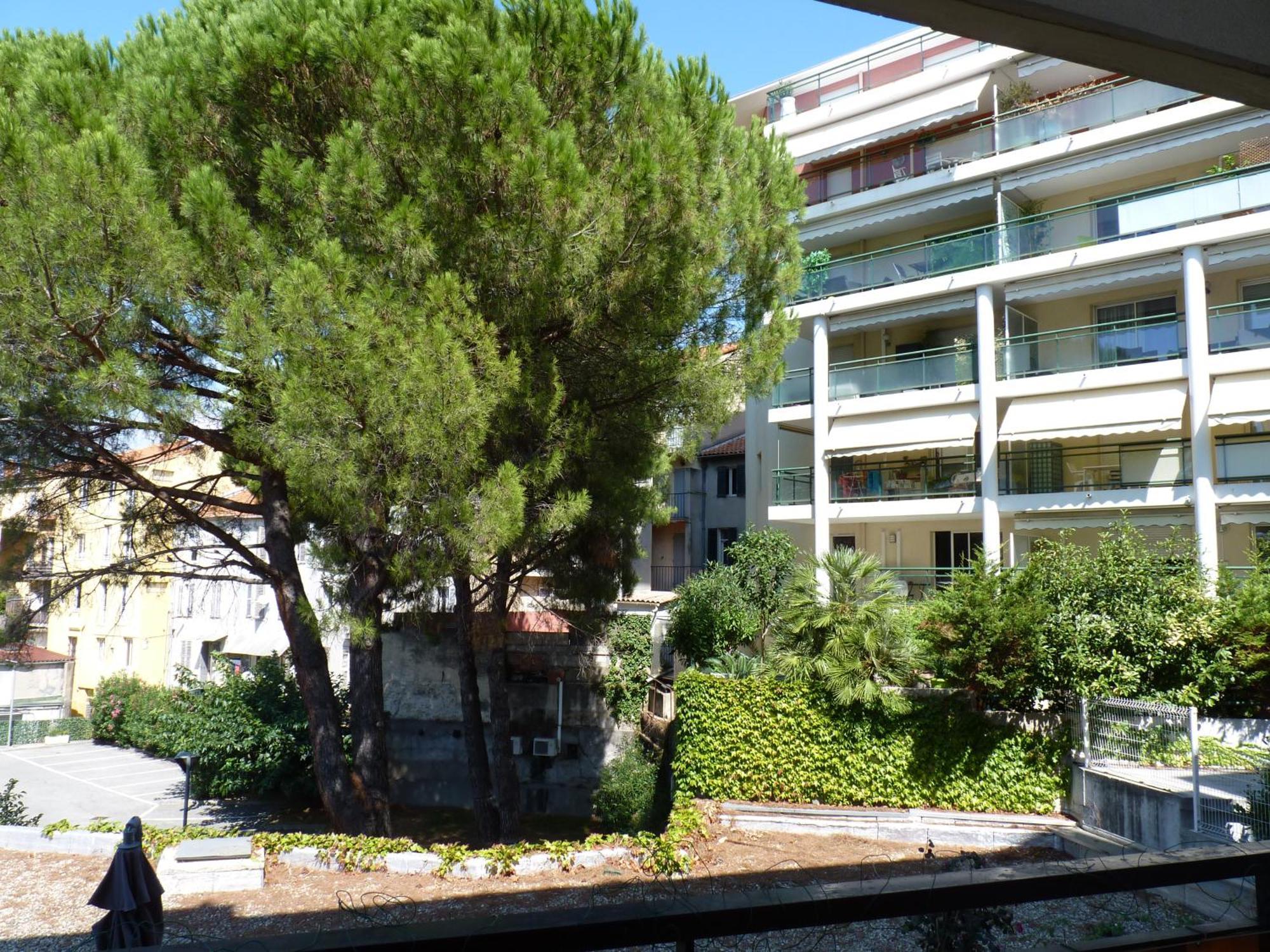 2 Pieces Centre Cannes