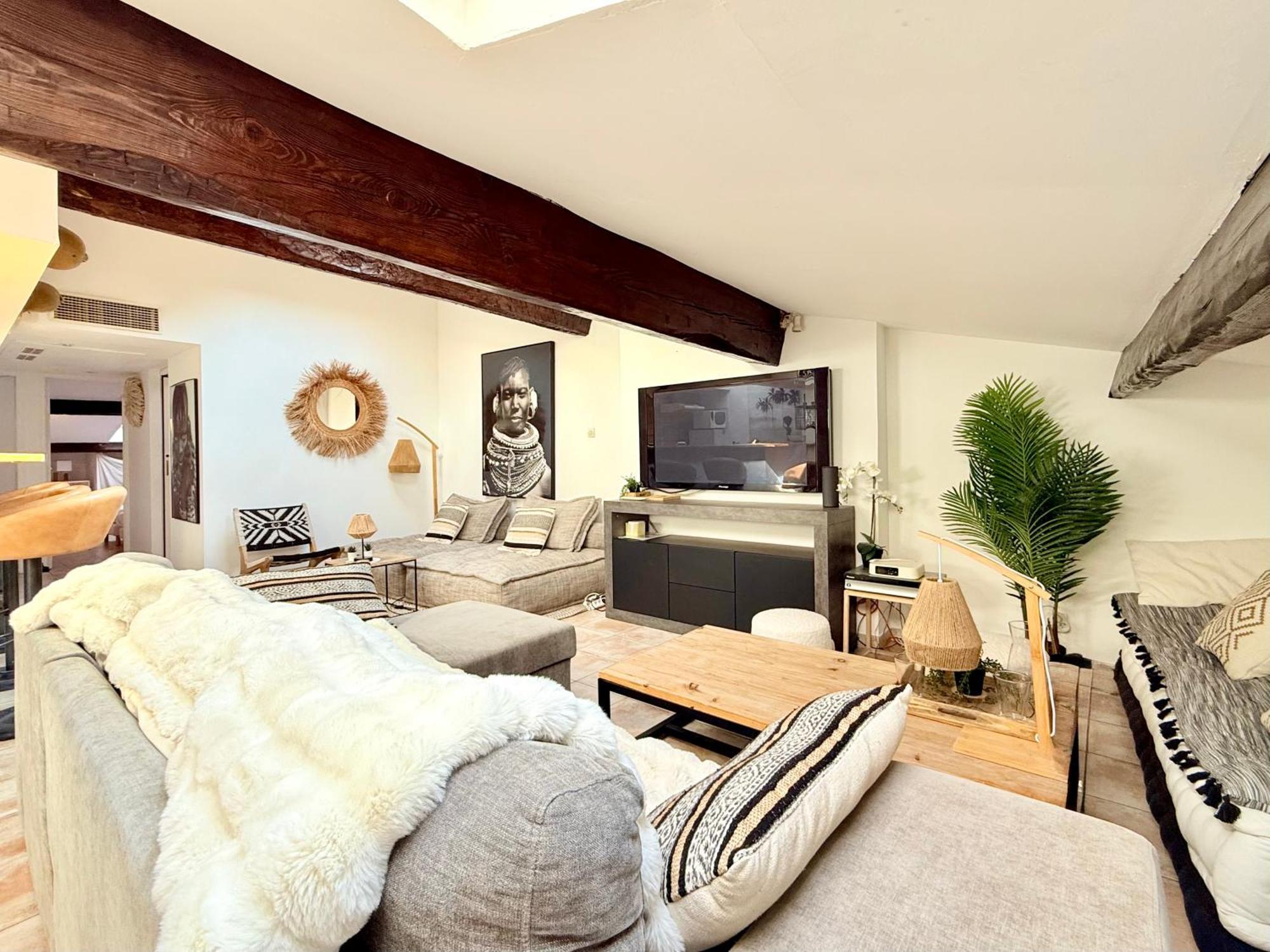 A 50m Du Palais Des Festivals Et De La Croisette Apartment *