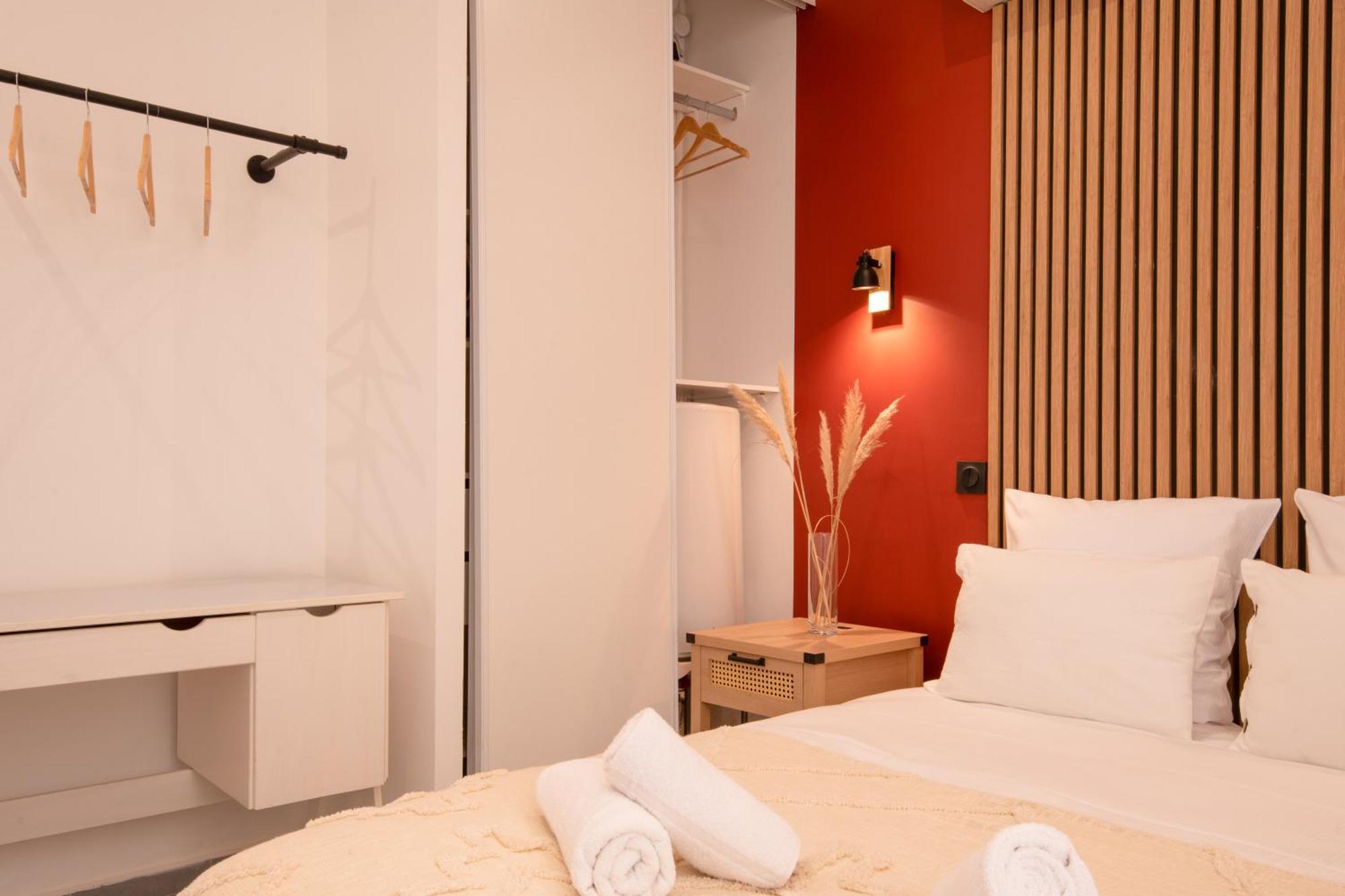 Apartment 2 Pieces Suquet Proche Palais Et Des Plages