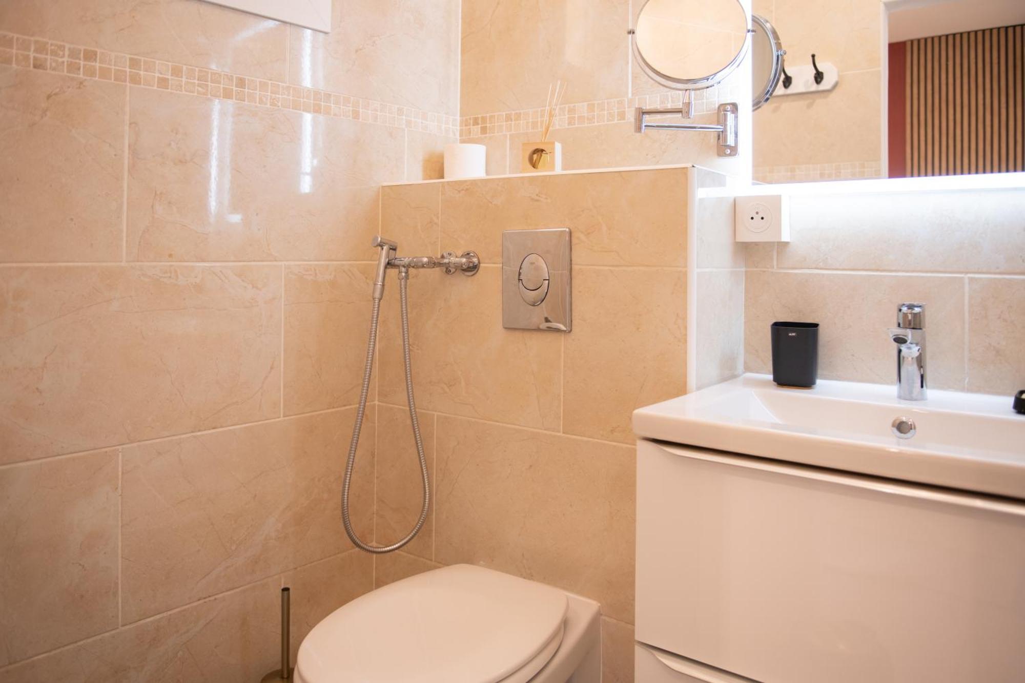 2 Pieces Suquet Proche Palais Et Des Plages Apartment Cannes