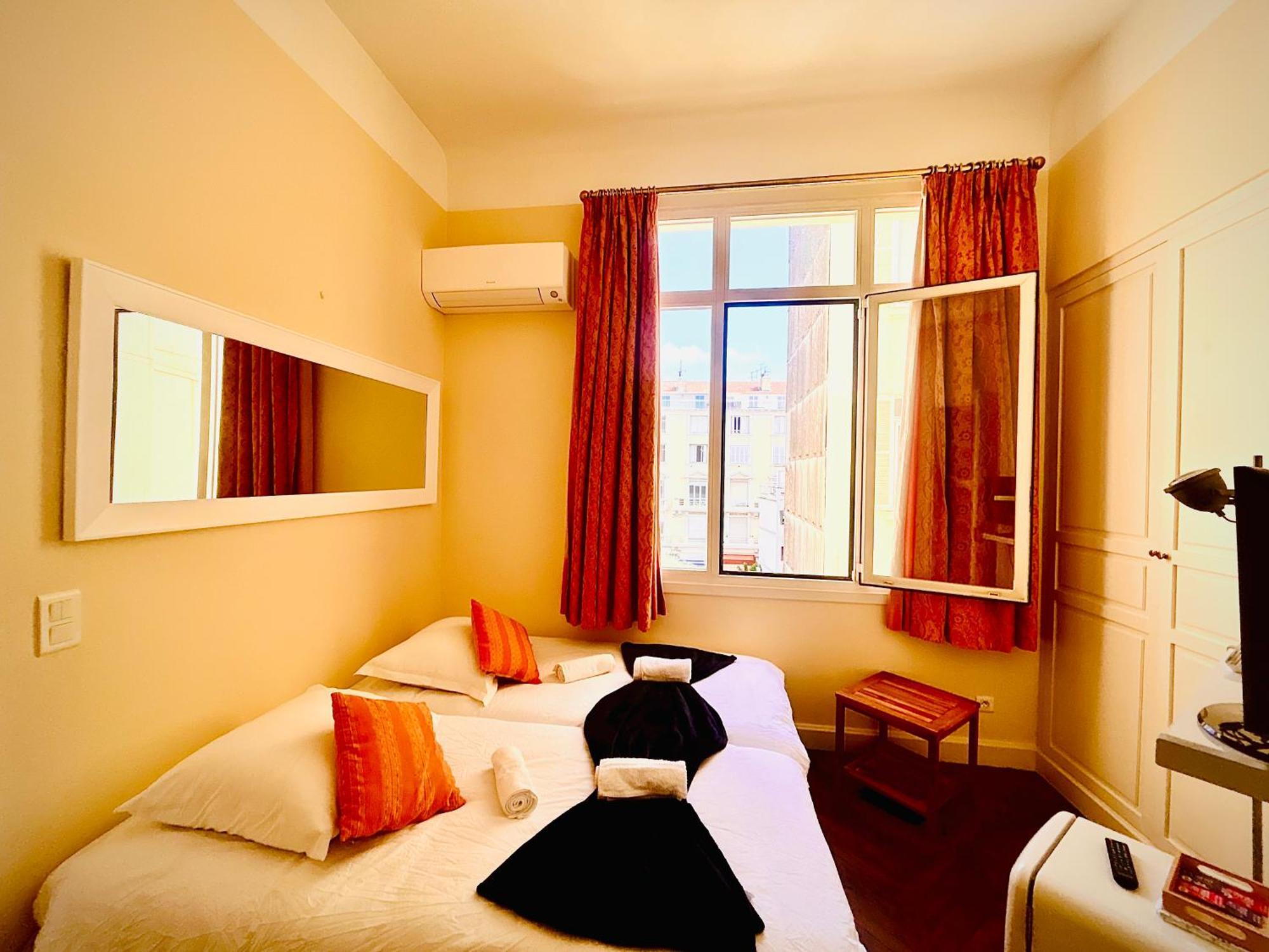 Apartment Studio Chic A 200 M Du Palais Des Festivals, Au Coeur Du Shopping Cannois