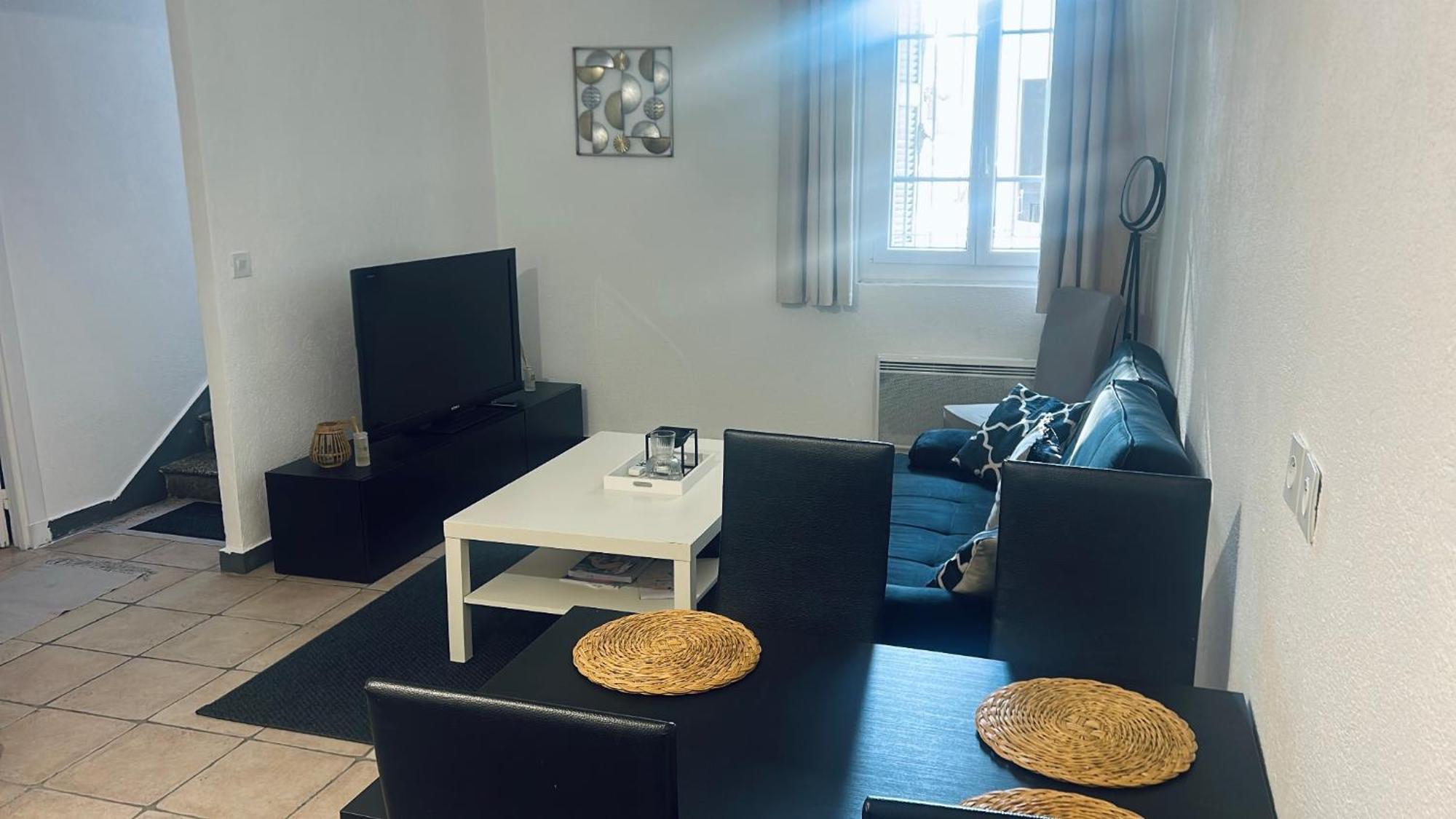 Apartment Charly *