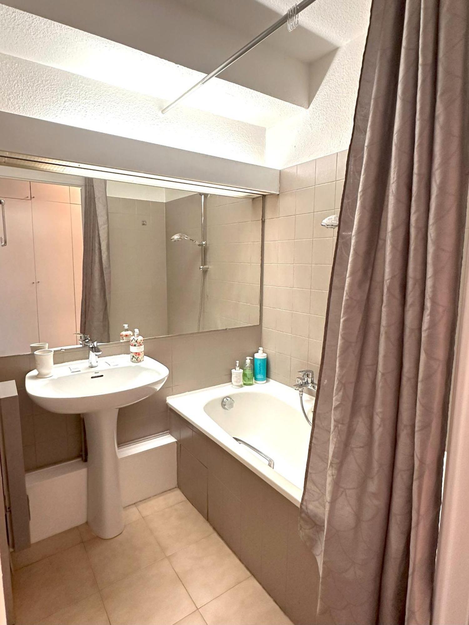 Dionysos Vue Apartment *