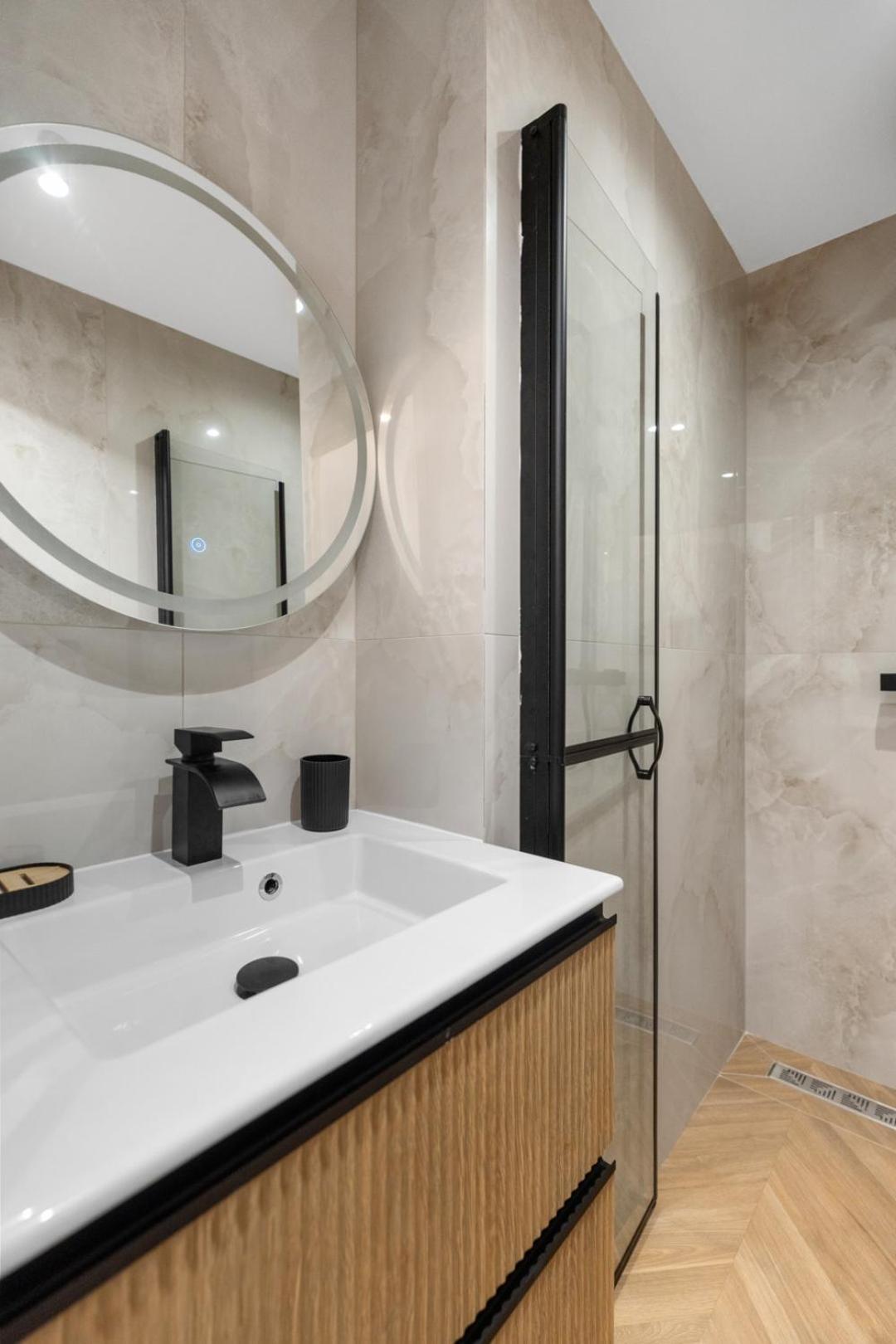Luxueux Avec Jardin Suspendu Vue 10 Min Du Palais Apartment
