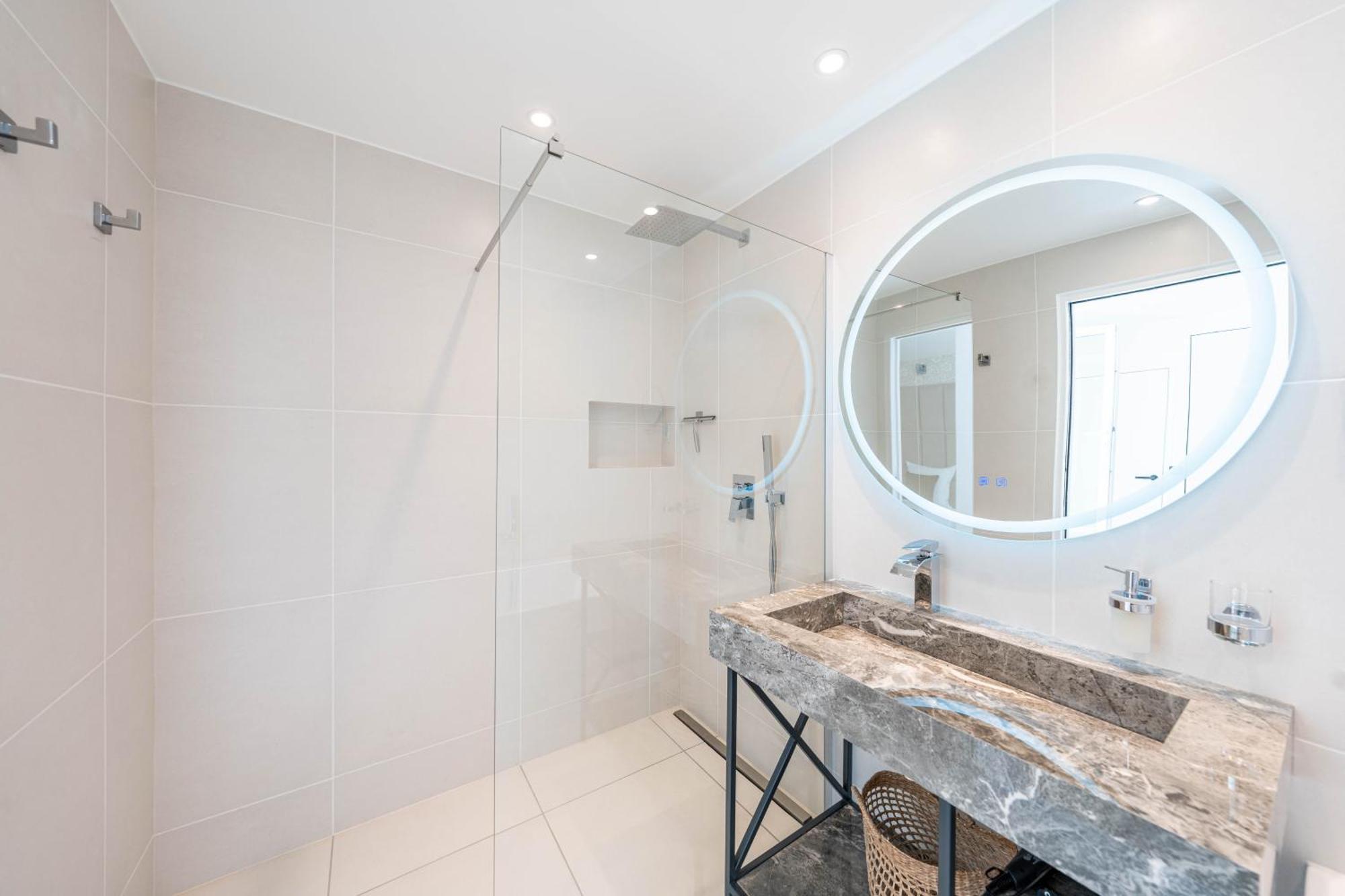 Luxury Cannes,350 M2, 12 Pers, 6 Ch 6 Sdb *