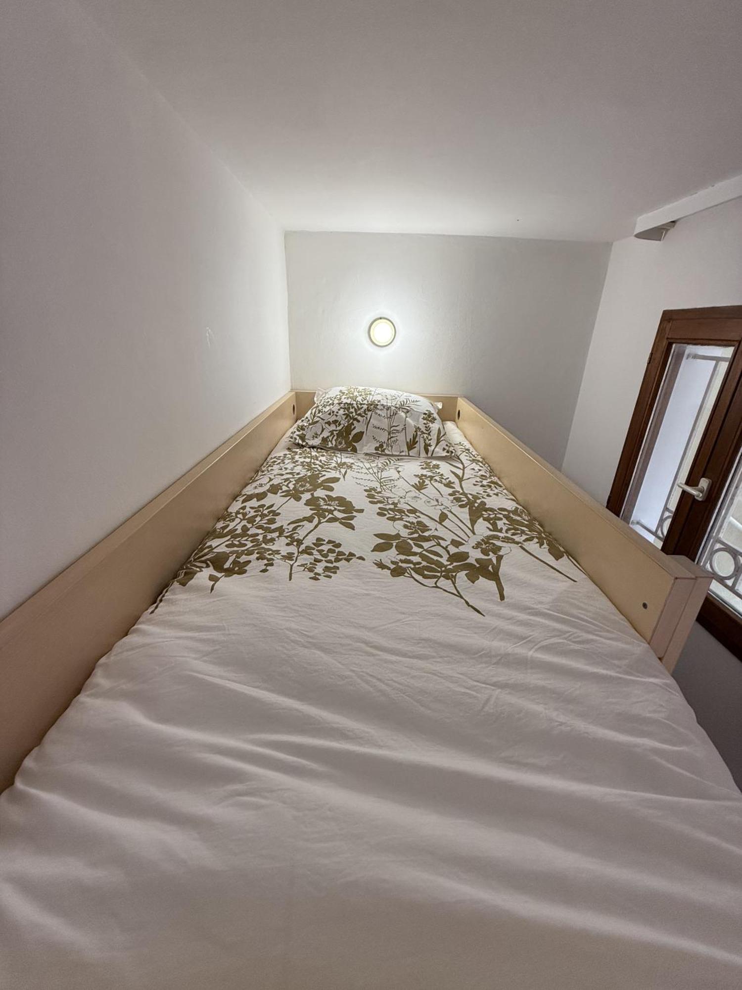 Appartement Studio Vue mer et Piscine Climatisation Wifi