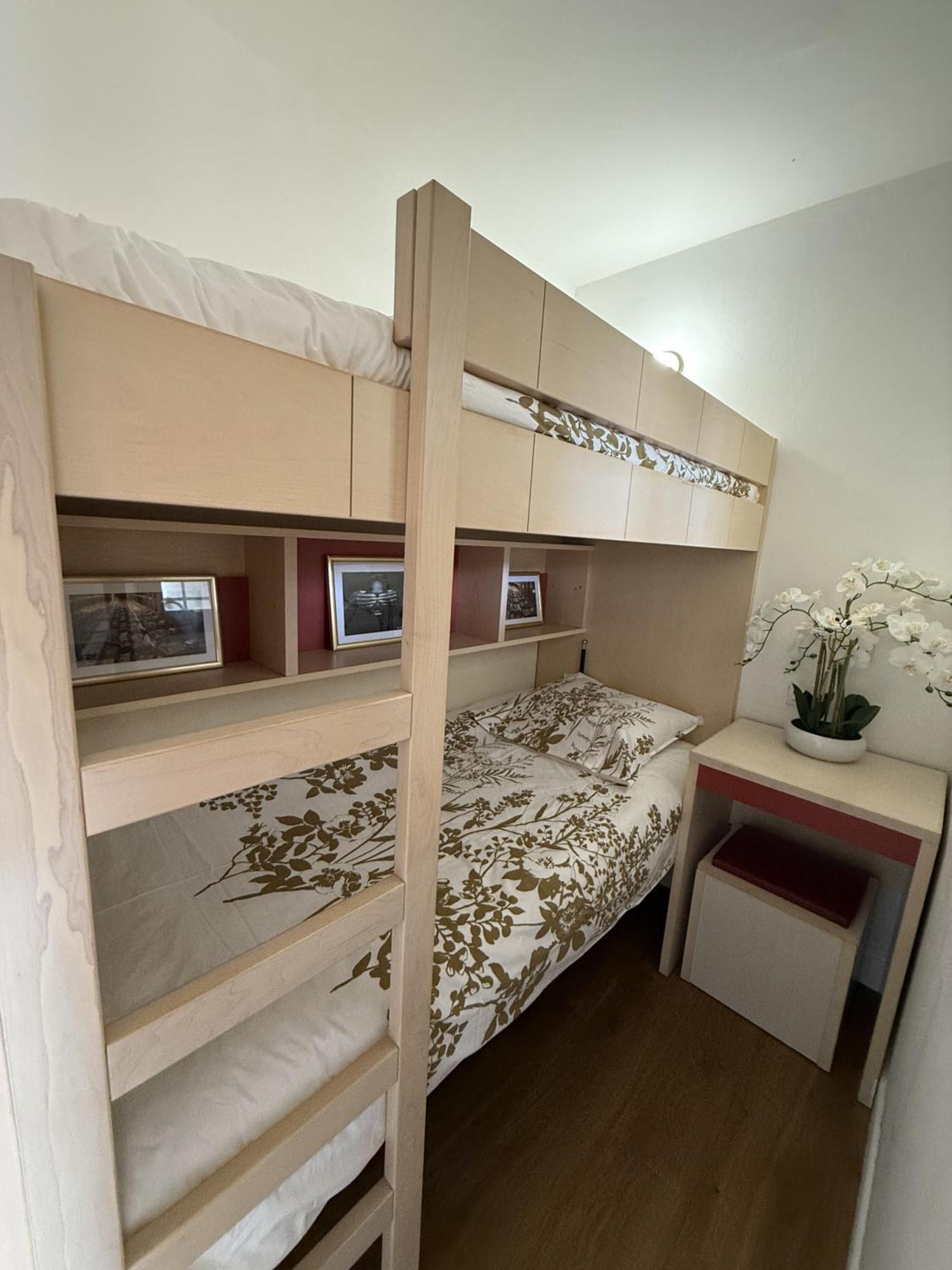 Studio Vue mer et Piscine Climatisation Wifi Appartement *