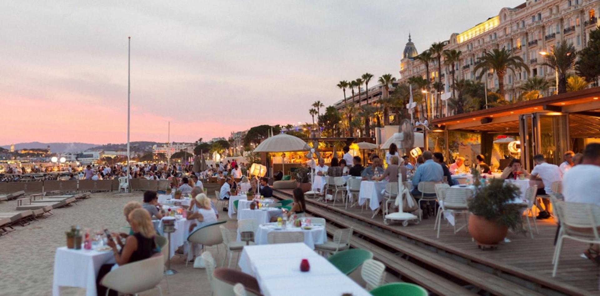 Apartment Hut * Oasis With Private Patio 10 Min To Palais & Beaches * Pet Friendly Cannes