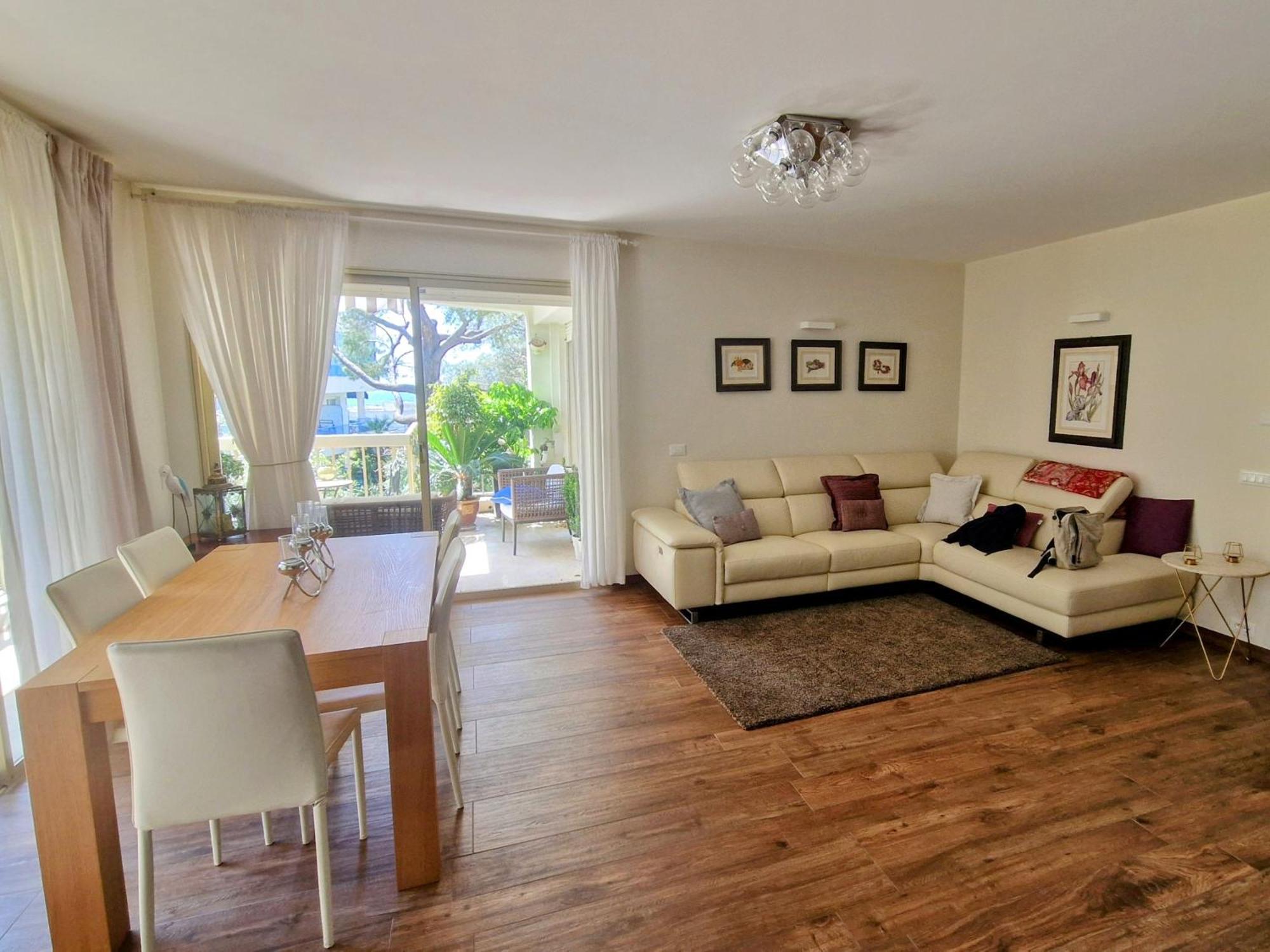 Luxurious Private Floor 130M2 - Ac, Terrace, Pool, Parking - Croisette 5', Plage Des Sports Apartment *