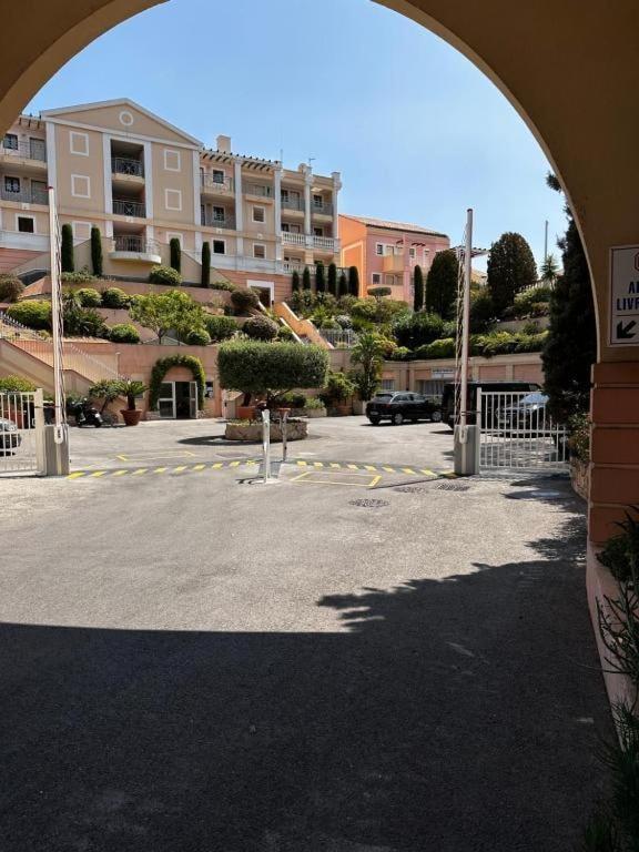 With Garden, Pool, Sea View And Parking * Cannes