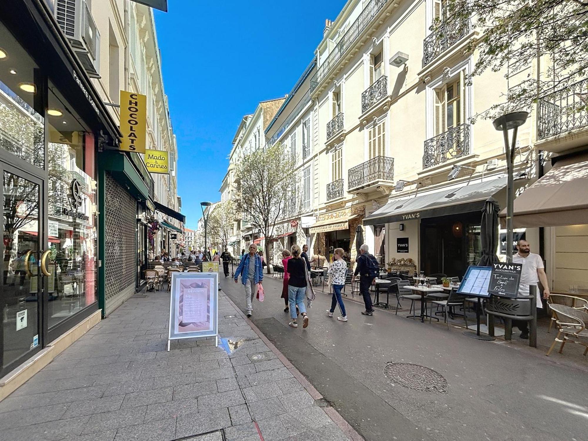 Hoche Apartment Cannes