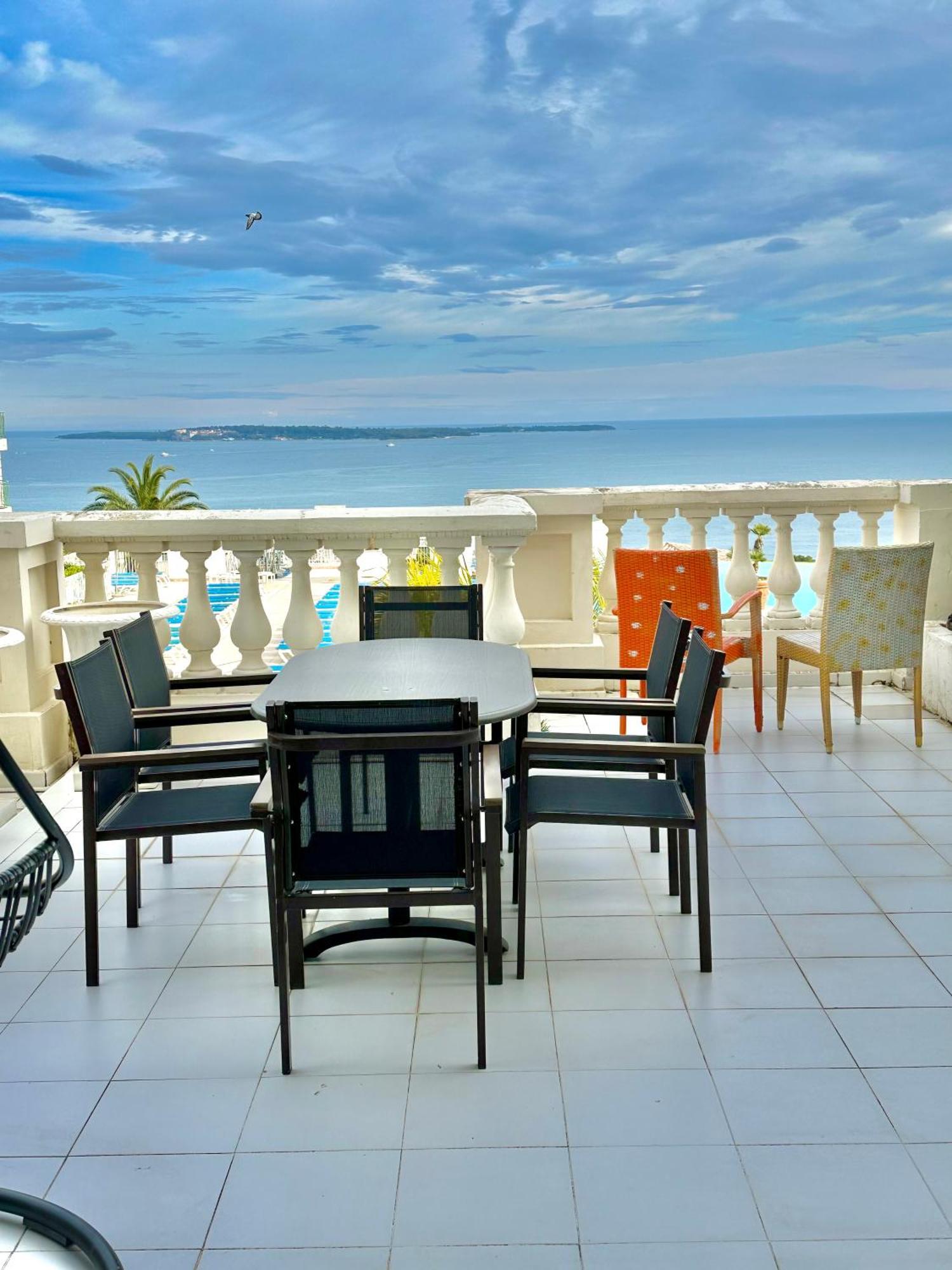 Sisley 068 - F2 Et Magnifique Vue Cannes
