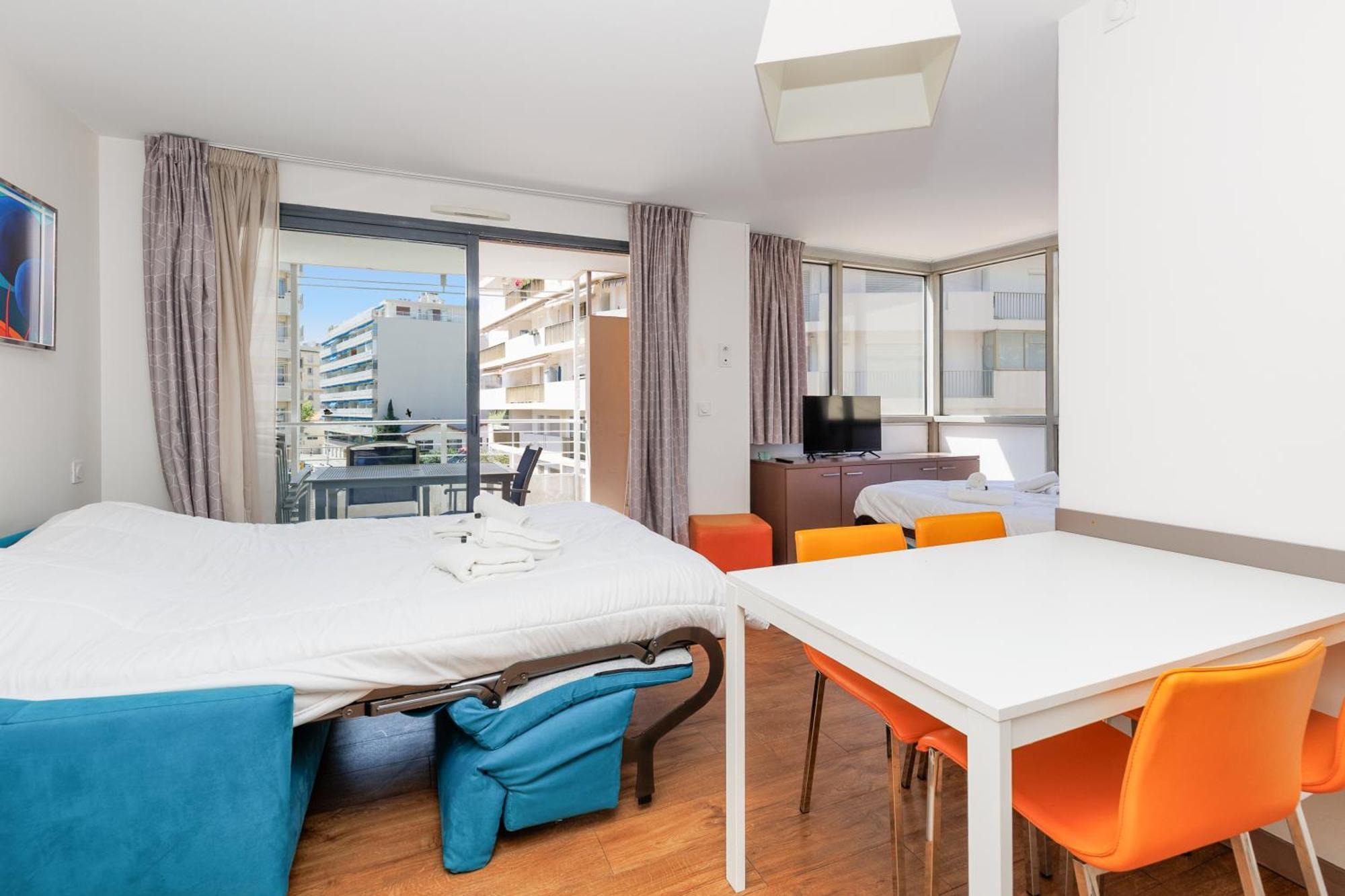 Apartment Rio - 200 M Plages - App 6pers- Climatise, Terrasse, Piscine, Parking Cannes