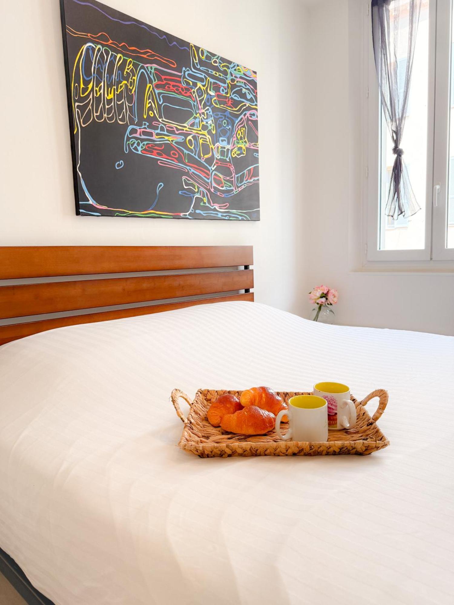 Le Clemenceau By Apirent #cosy #200m Des Plages #wifi * Cannes