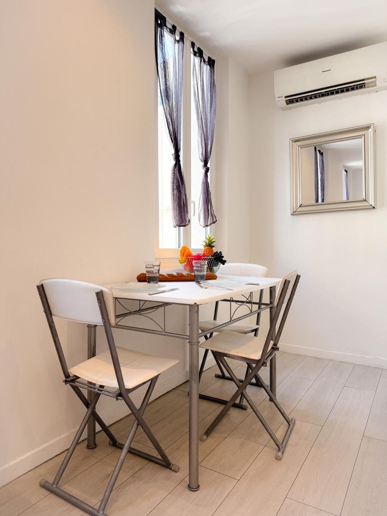Apartment Le Clemenceau By Apirent #cosy #200m Des Plages #wifi *