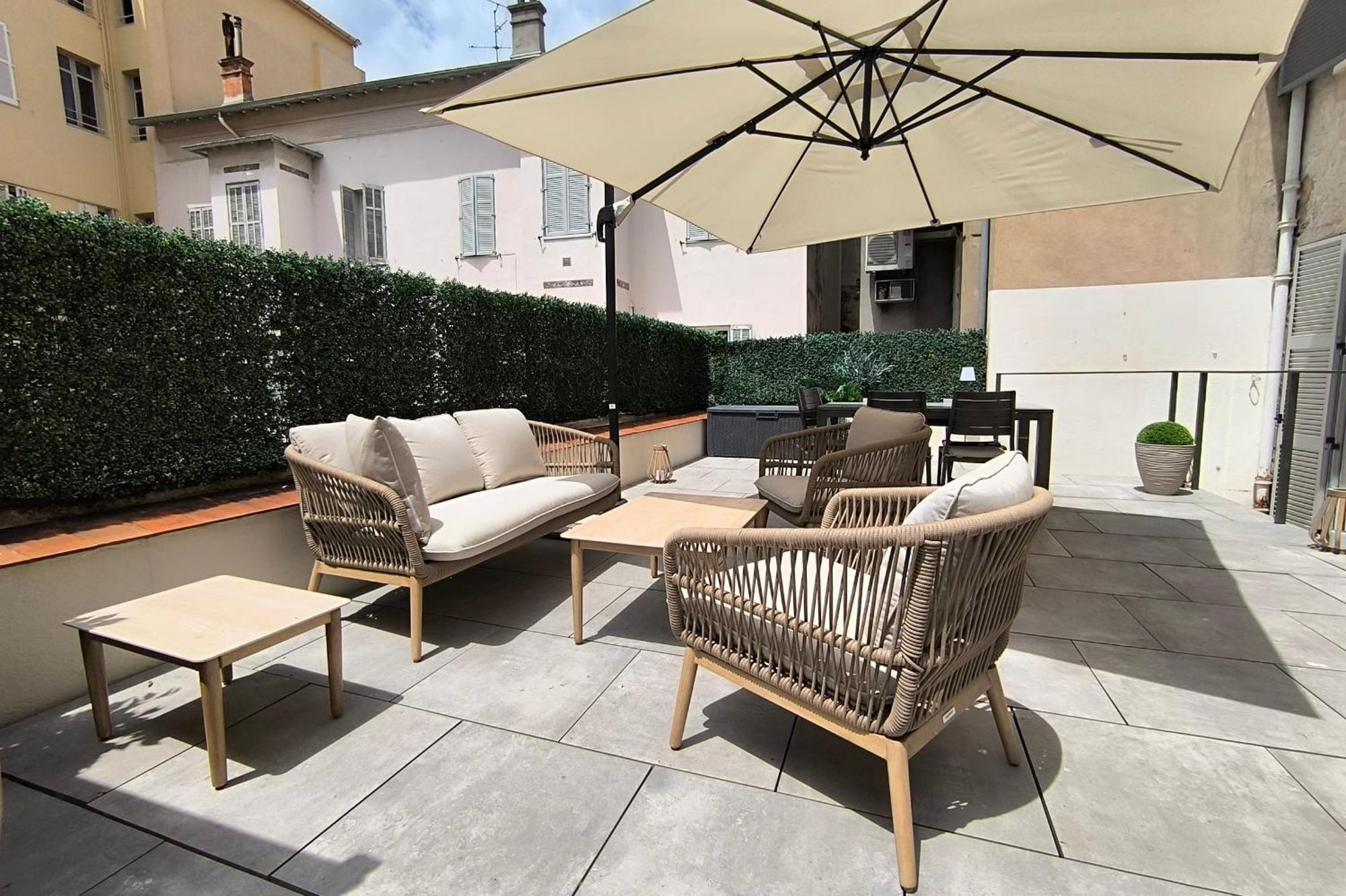 Chic 4 Room Apartment In The Heart Of Cannes Amazing Terrace! Apartment