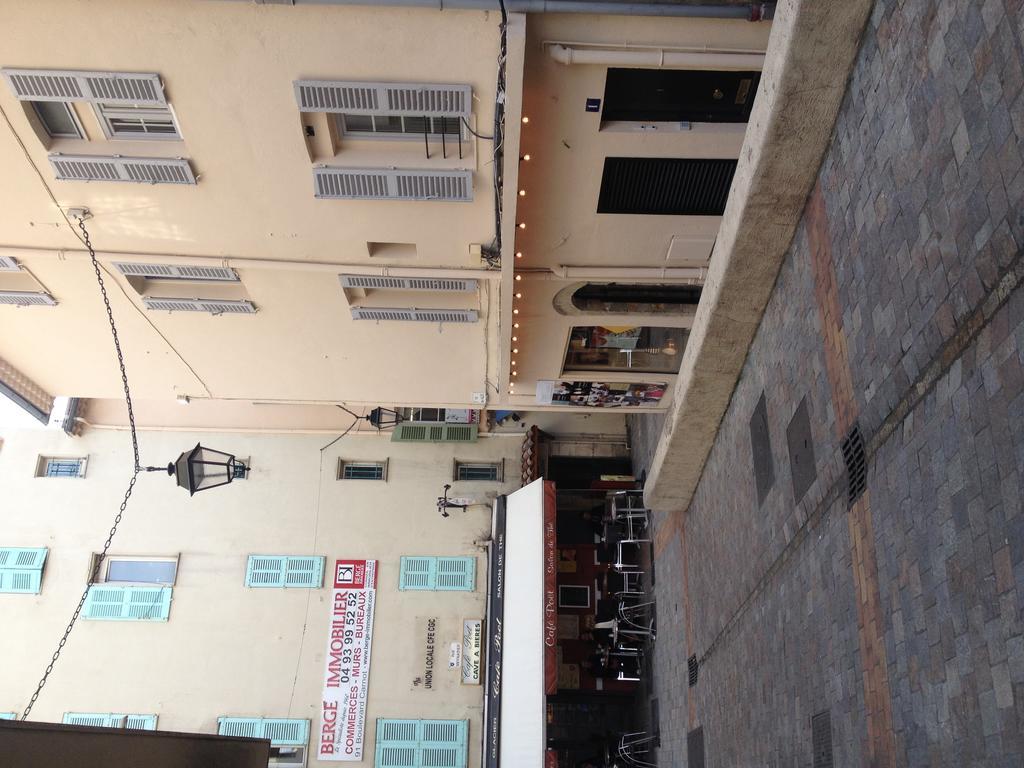 Amazing Chic Apt In Le Suquet By Guestready