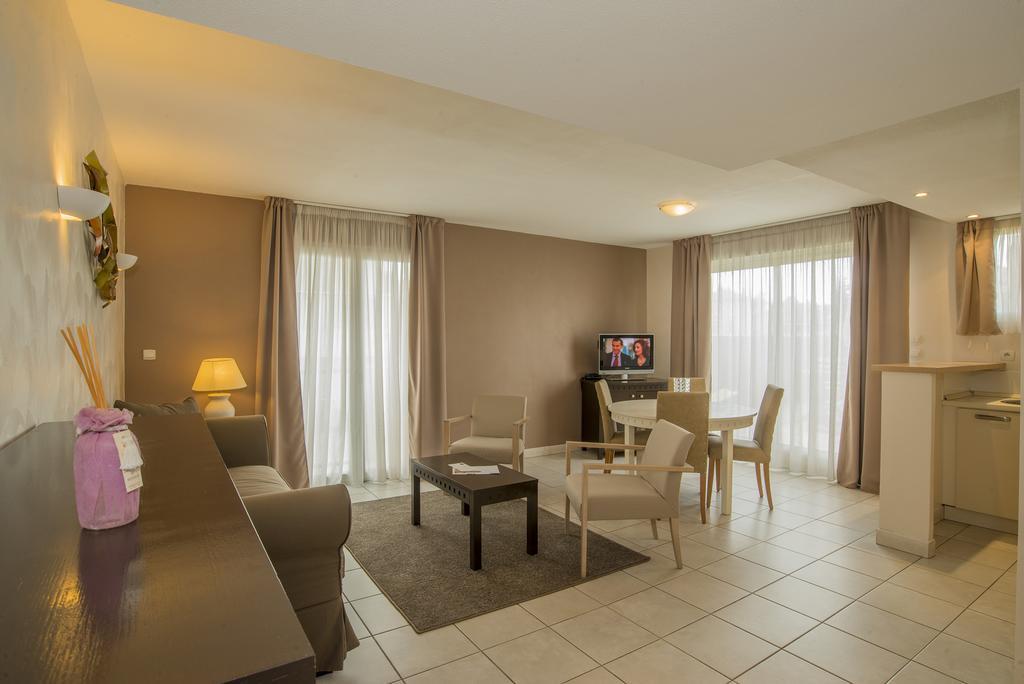 Hotel Excelsuites
