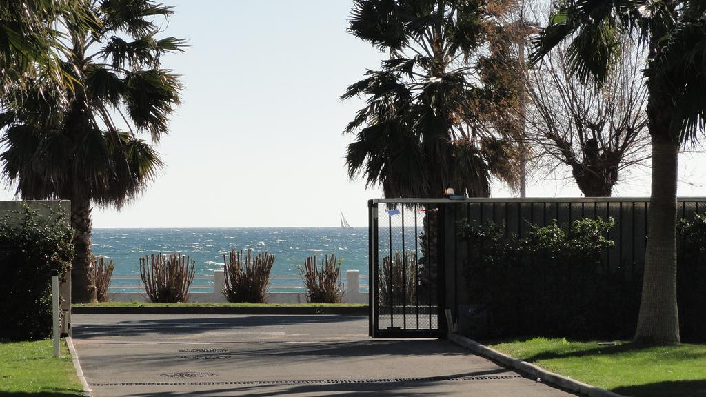Apartment Terrace Front & Sea View