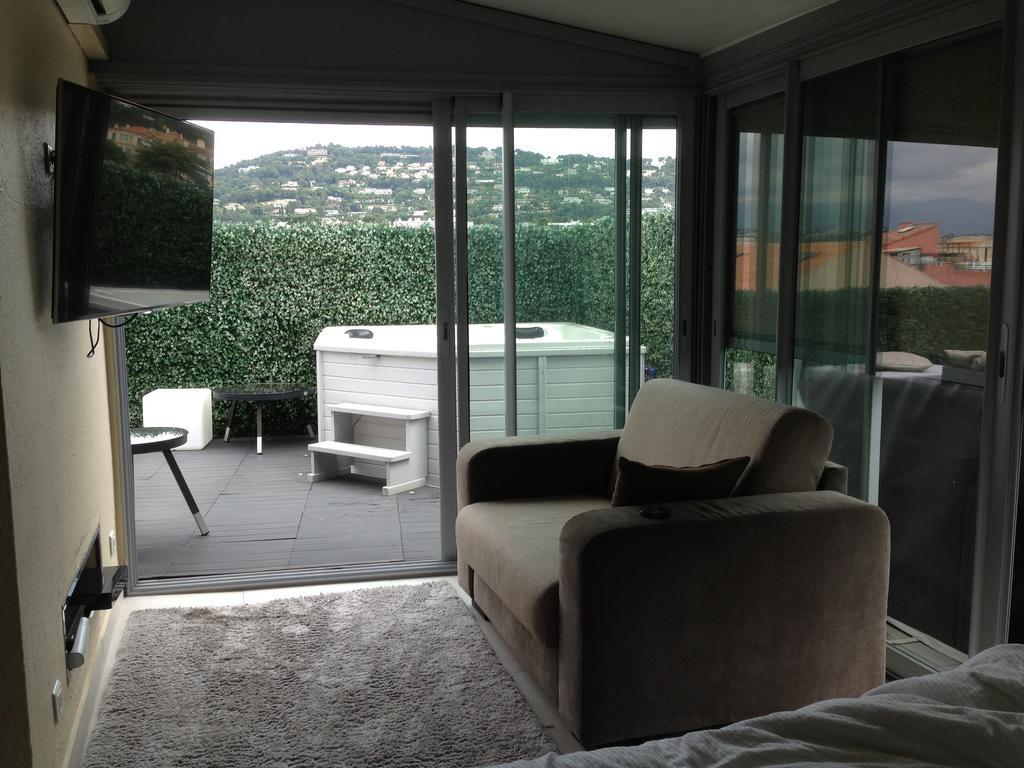 Apartment Penthouse With Jacuzzi On The Big Terrace *