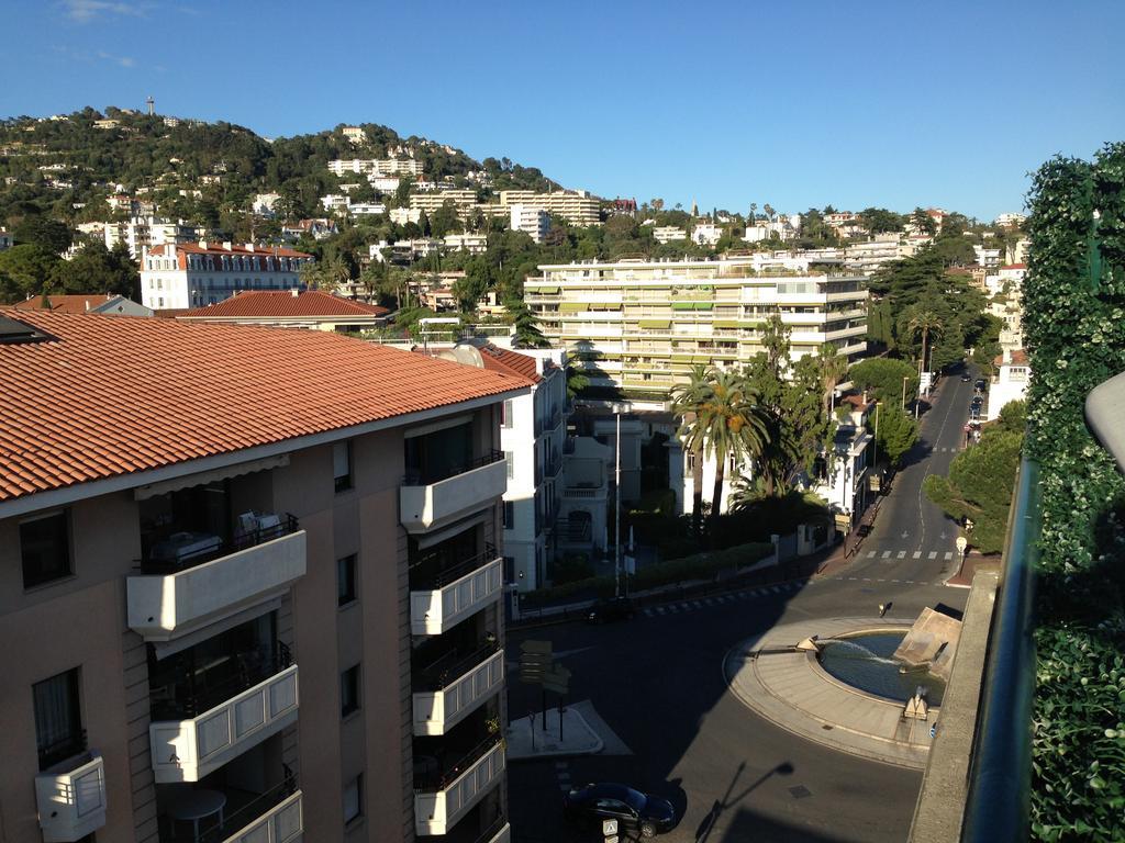 Penthouse With Jacuzzi On The Big Terrace Cannes