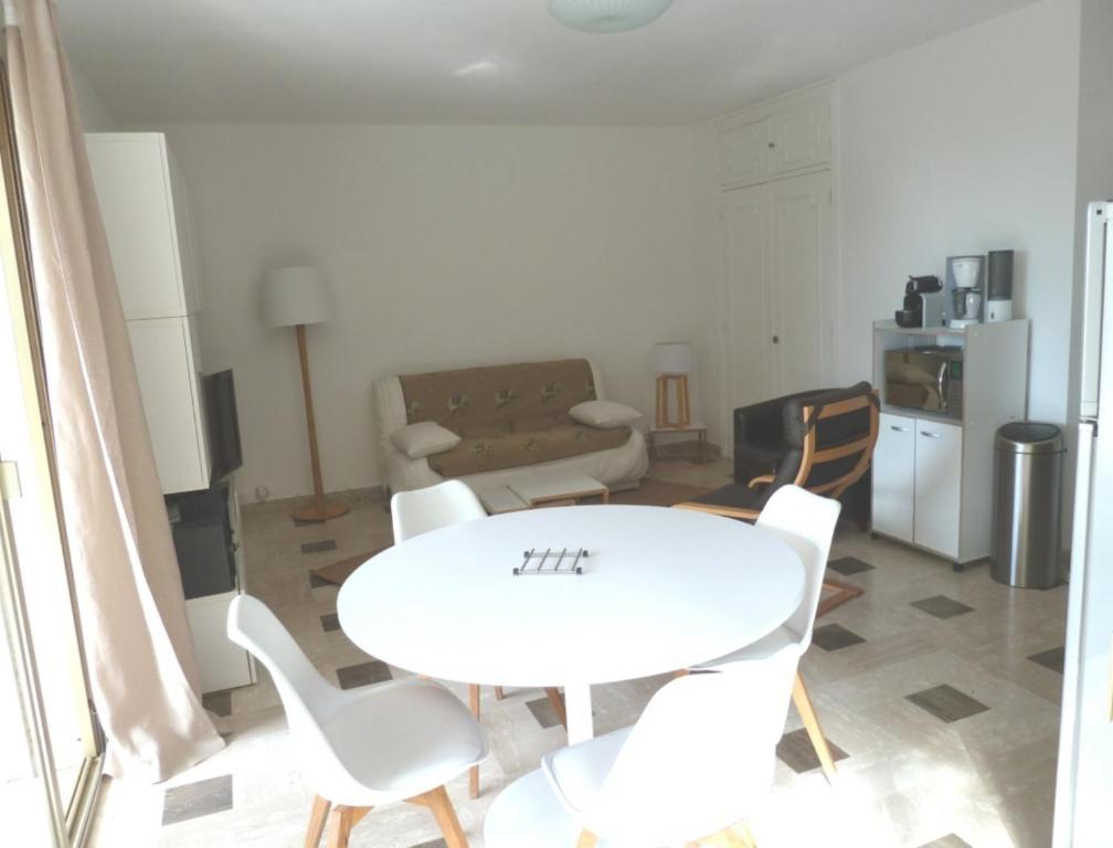 Esterel Apartment