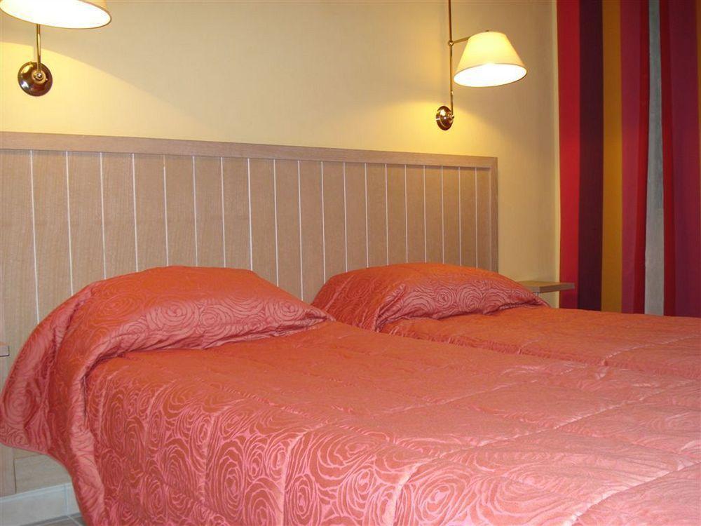 Hotel Excelsuites 4*