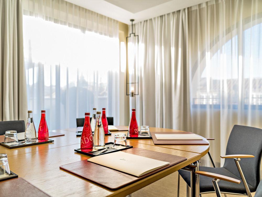 Hotel Five Seas By Inwood 5*