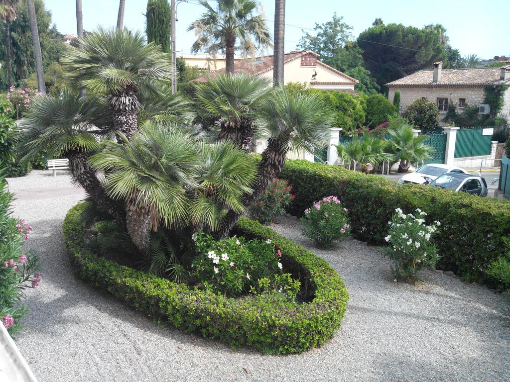 Winter Palace Cannes