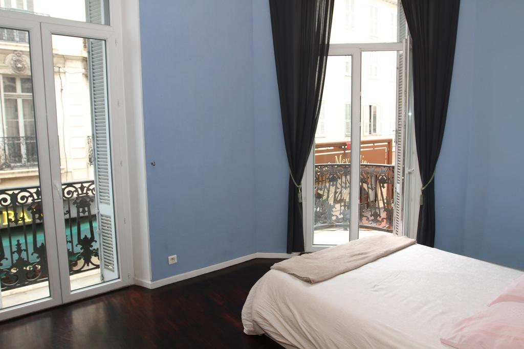 Felix Faure Apartment *