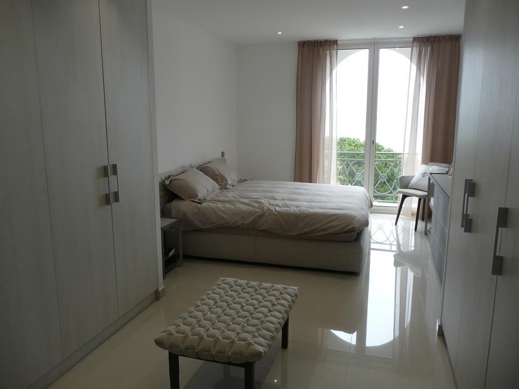 Apartment Palais Miramar 65 Bd De La Croisette