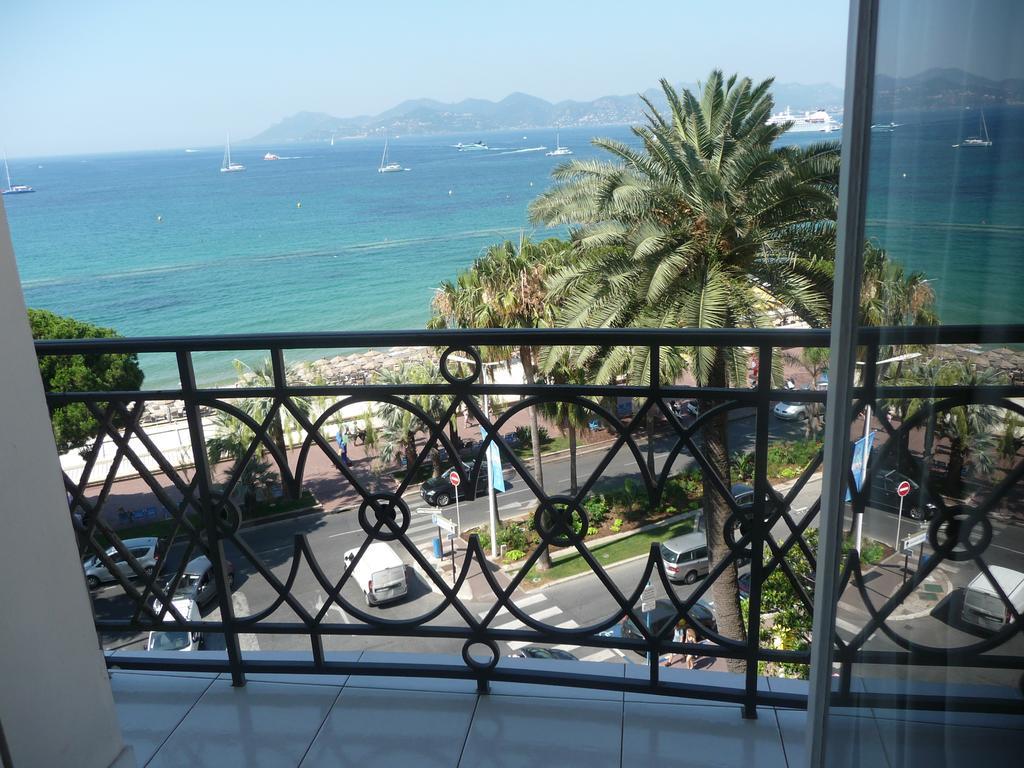 Palais Miramar 65 Bd De La Croisette *