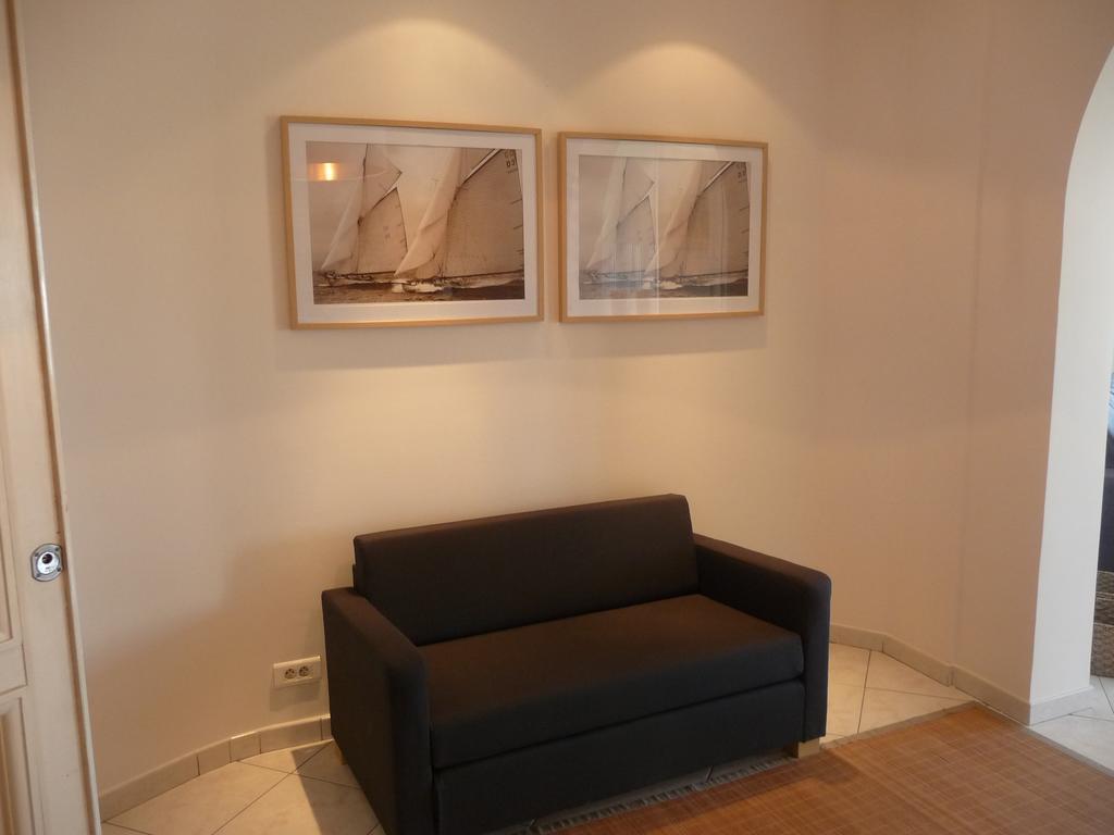 Palais Miramar 65 Bd De La Croisette *