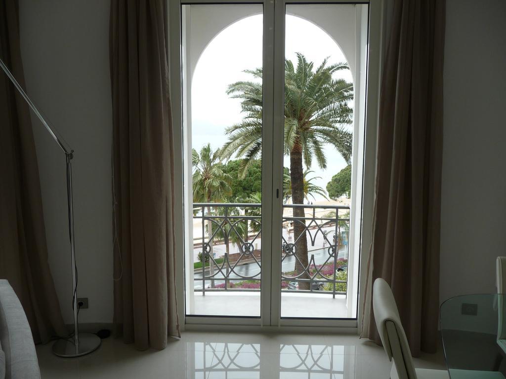Apartment Palais Miramar 65 Bd De La Croisette Cannes