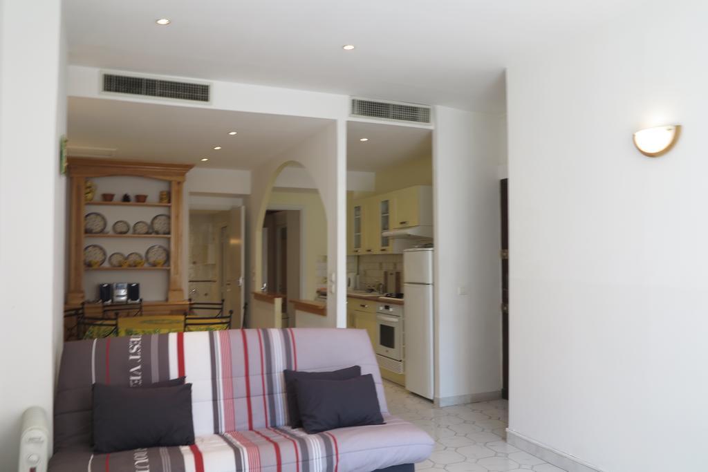 Apartment Viva Riviera - 5 Rue Commandant Andre Cannes