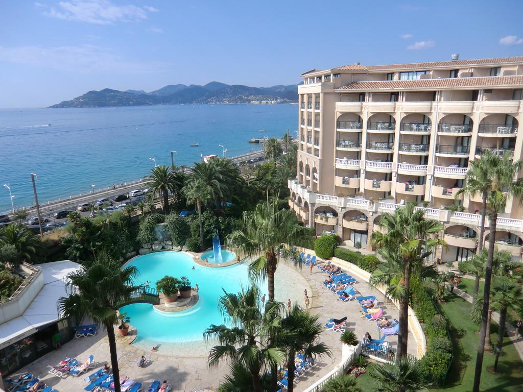 - View Cap Esterel * Cannes