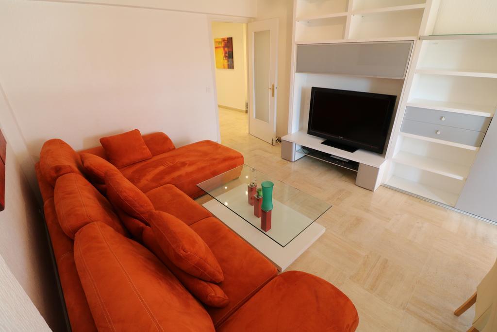 2 Bedroom & Palais Royal 2 Mins From Croisette And Carlton Apartment *