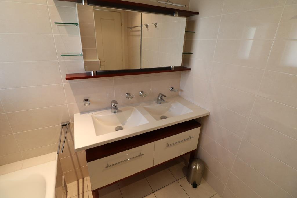 2 Bedroom & Palais Royal 2 Mins From Croisette And Carlton Apartment