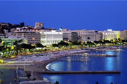 Cannes, Croisette, Palais Miramar *