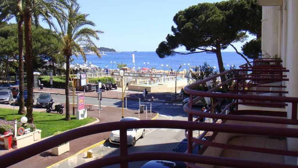 Apartment France Hoteliere *