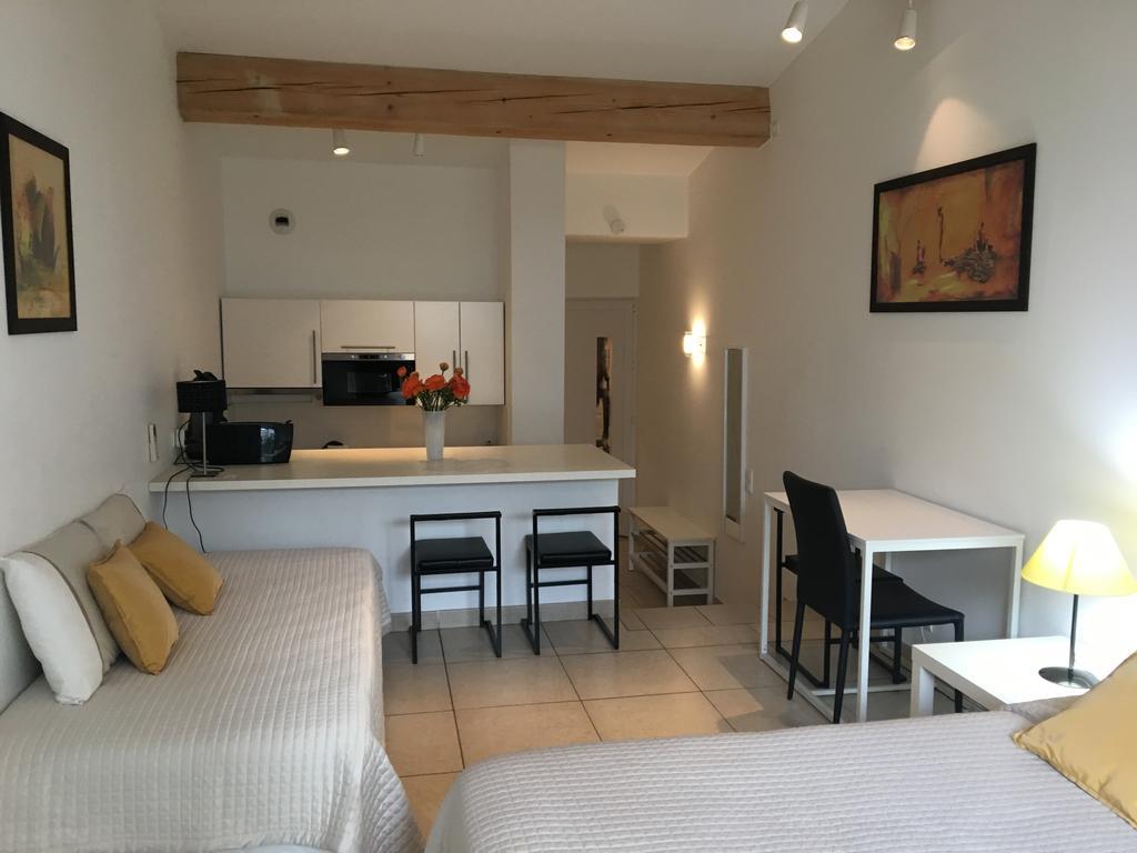 Gameau Aparthotel 3*