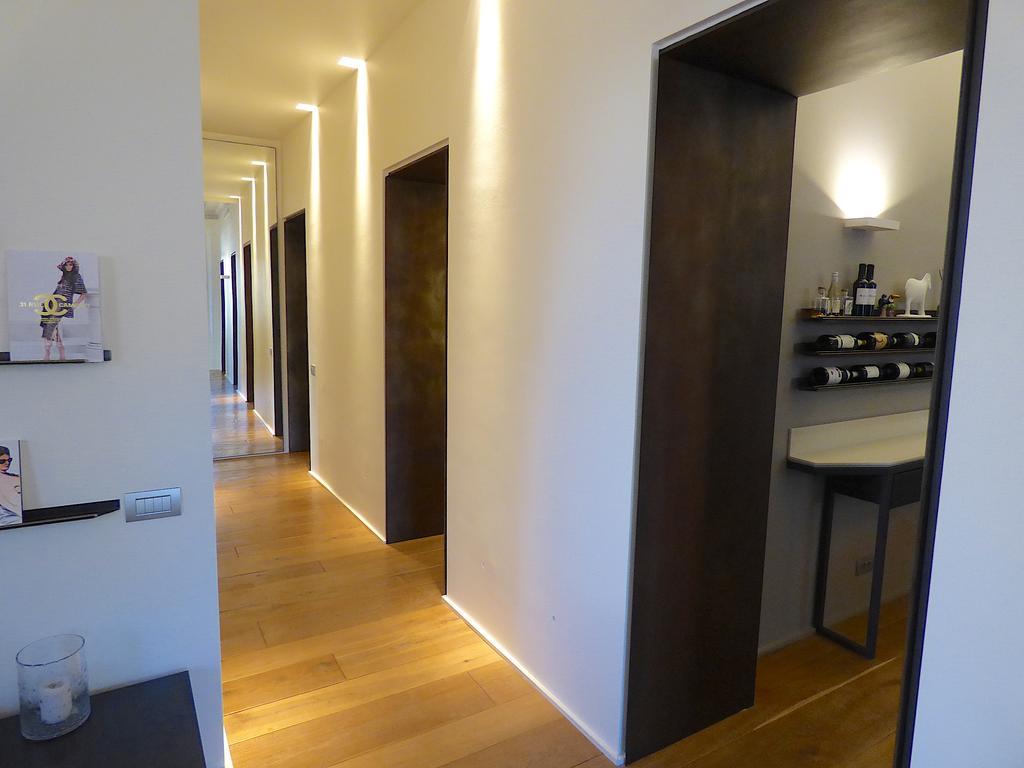 Alc - Mol4 - 8 Min Palais * Cannes