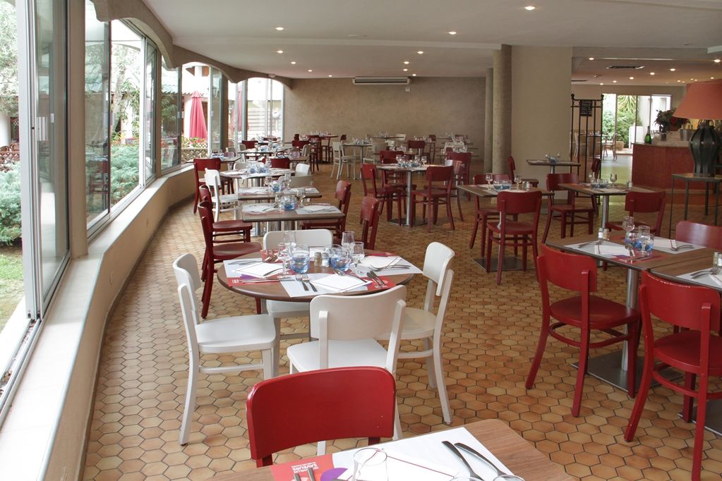 Kyriad - Mandelieu 3* Cannes