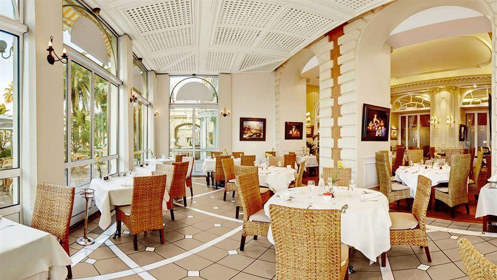 Hotel Carlton Cannes, A Regent