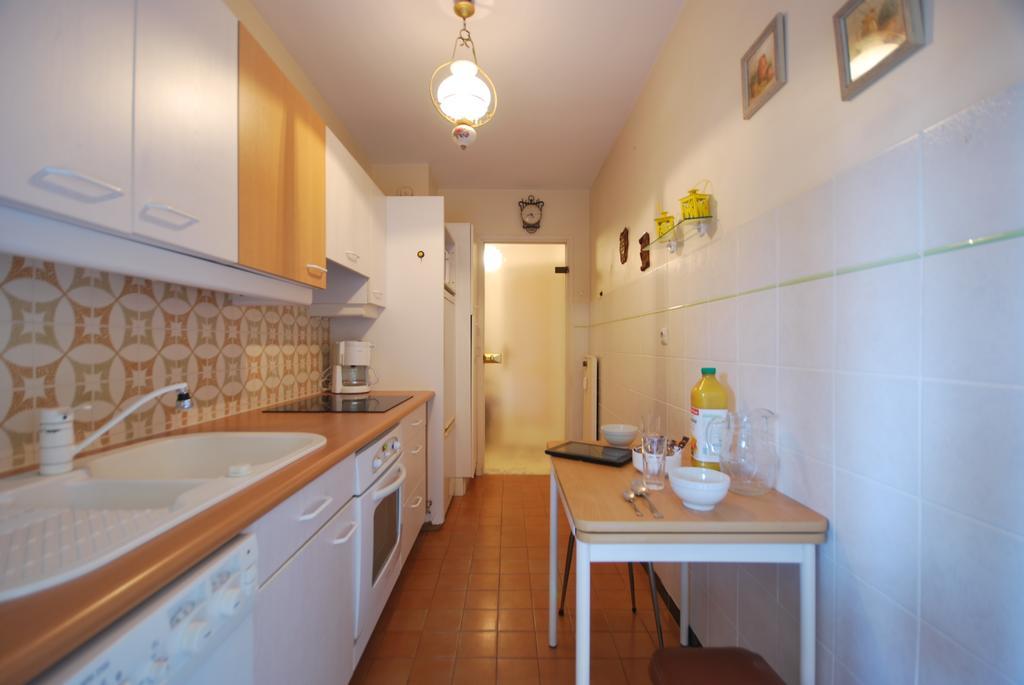 Fleuris One Bed Apartment *