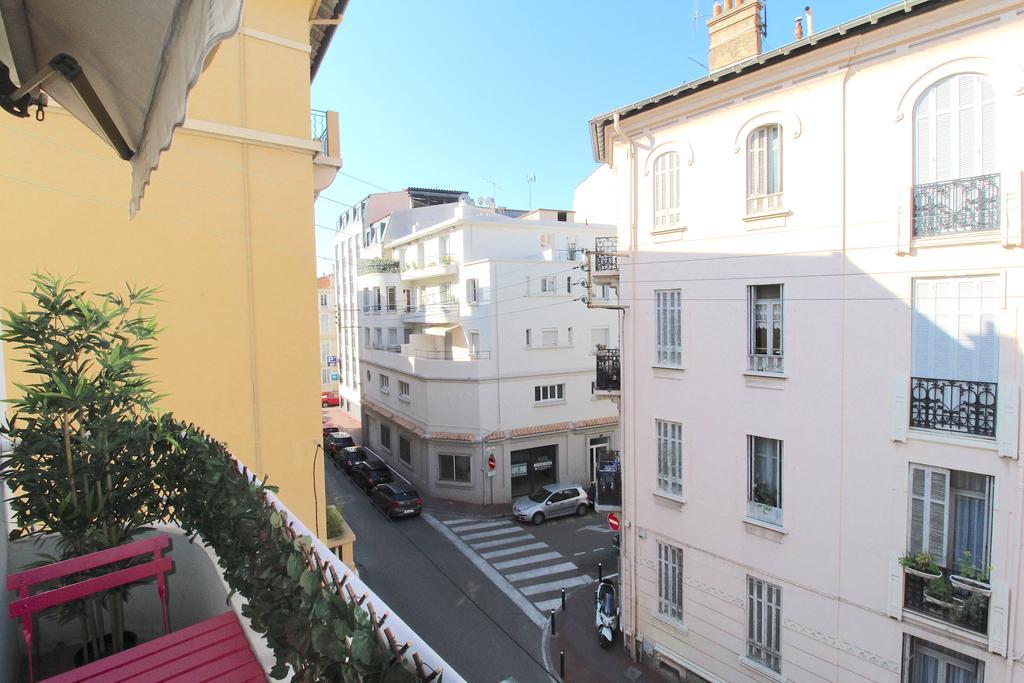 Les Orchidees By Scls Locations